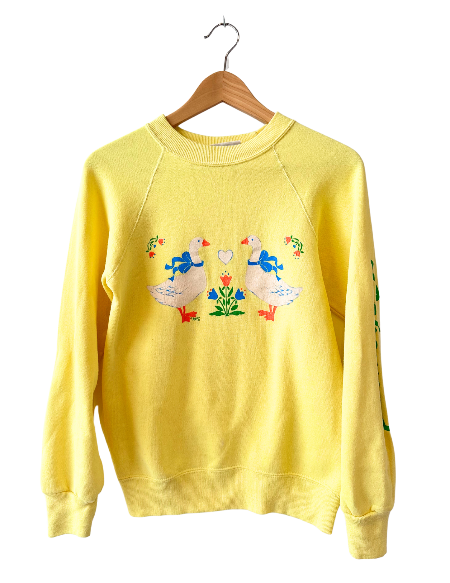DUCK LOVERS BRIGHT YELLOW CREWNECK SMALL