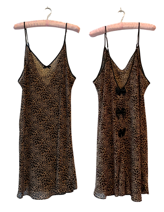 CHEETAH WITH BLACK BOWS SLIP LARGE