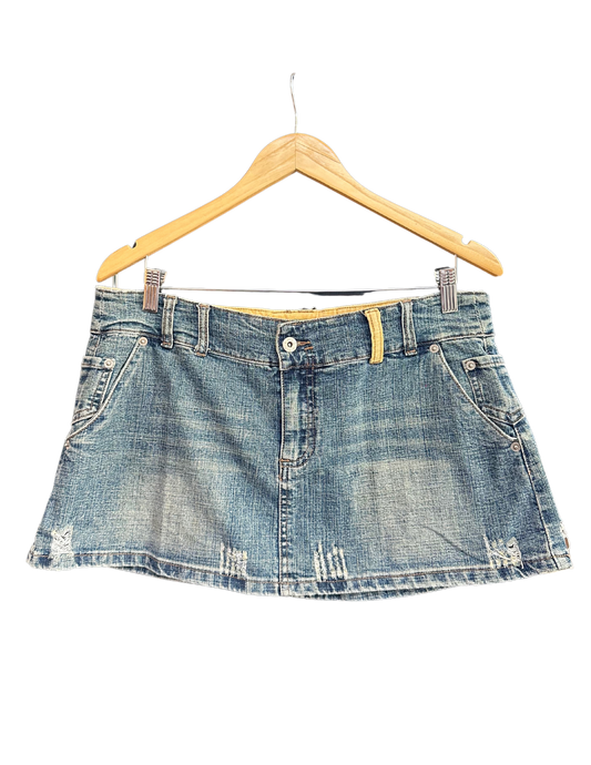 LOW RISE DENIM SKIRT SIZE 14